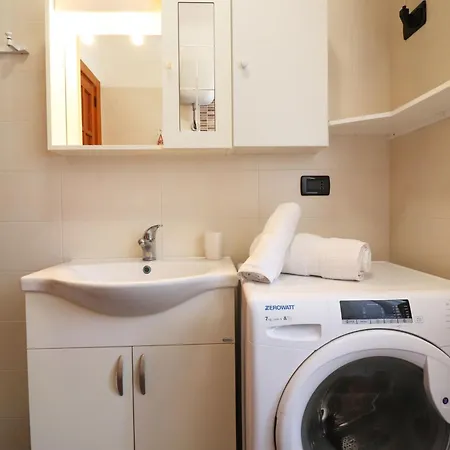 Suryas House Appartement